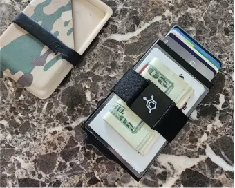 Code 118 Wallet 19